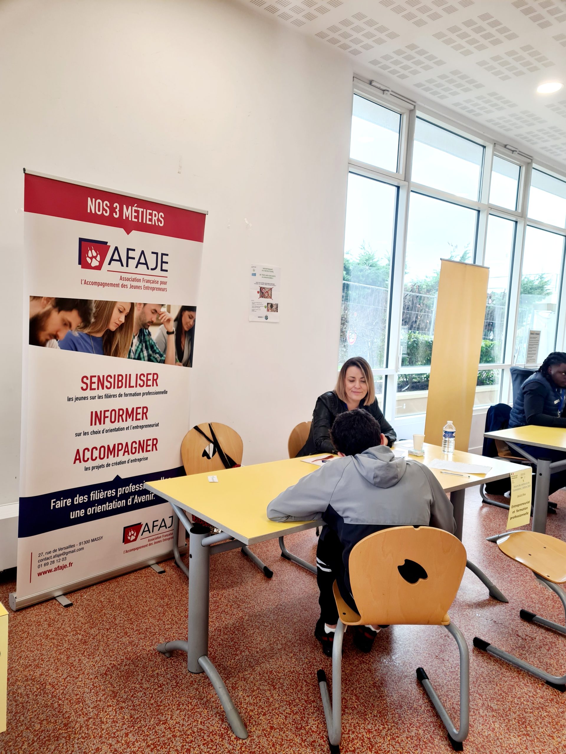 L Afaje Au Forum Des M Tiers Et De L Orientation Du Coll Ge Jean Moulin